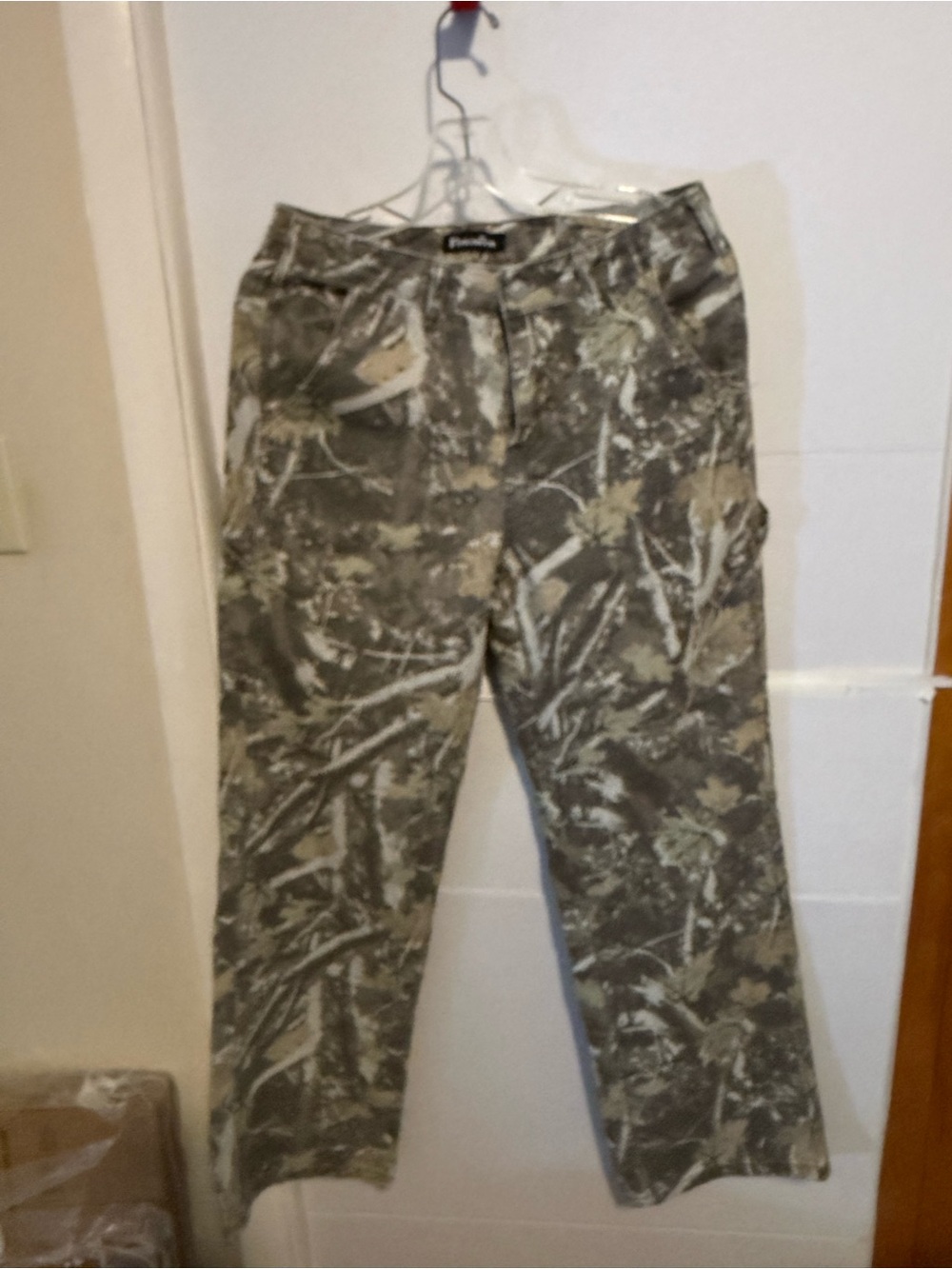 Rustler Men's Olive & Tan Camouflage Chinos